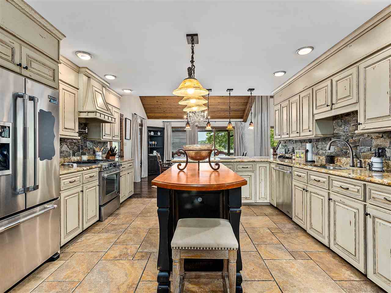 409 Watercrest Court Inman, SC 29349 - Photo 8 of 36