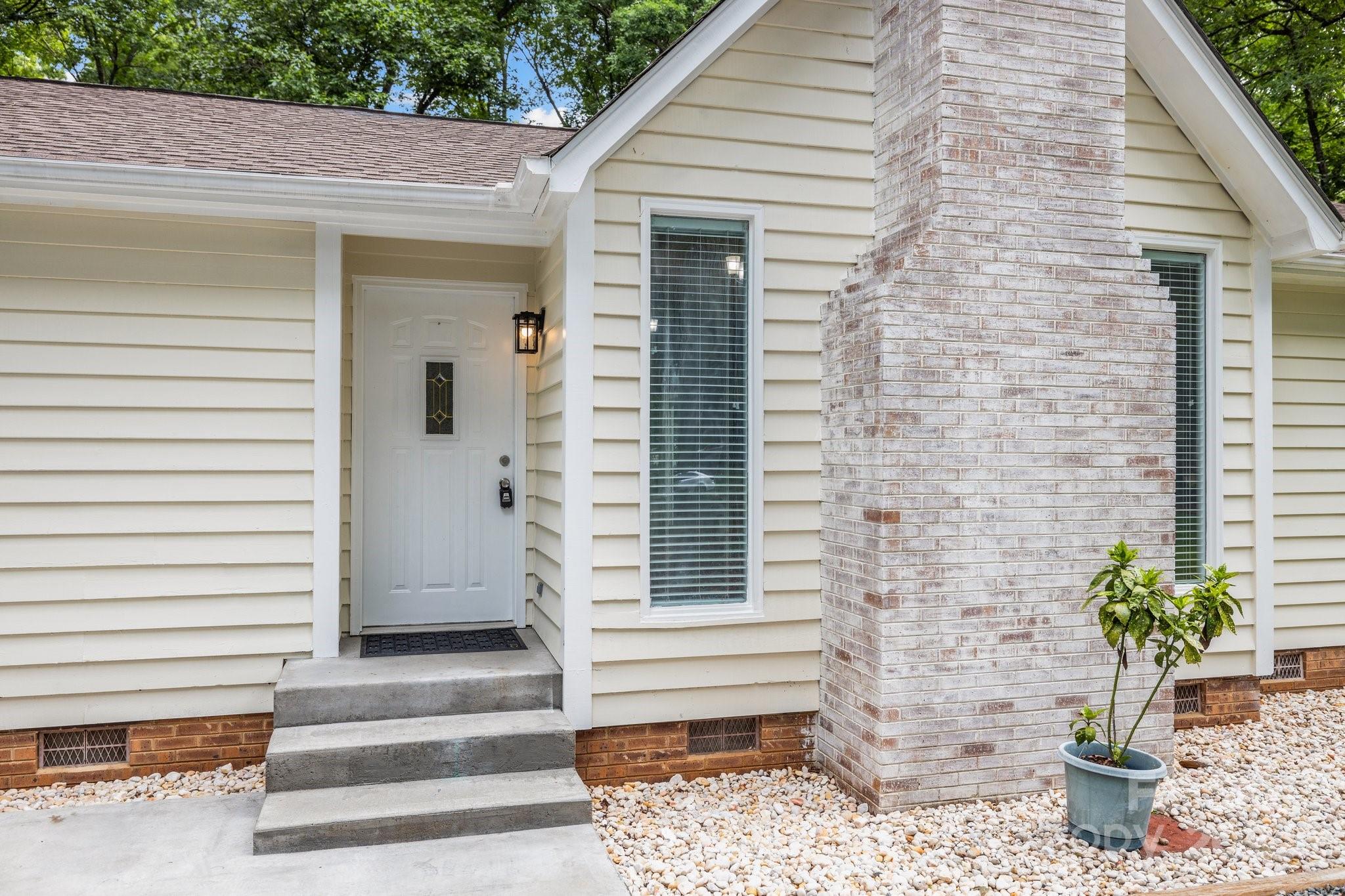 3217 McLendon Road Matthews, NC 28104 - Photo 6 of 44 Gallery Image 6