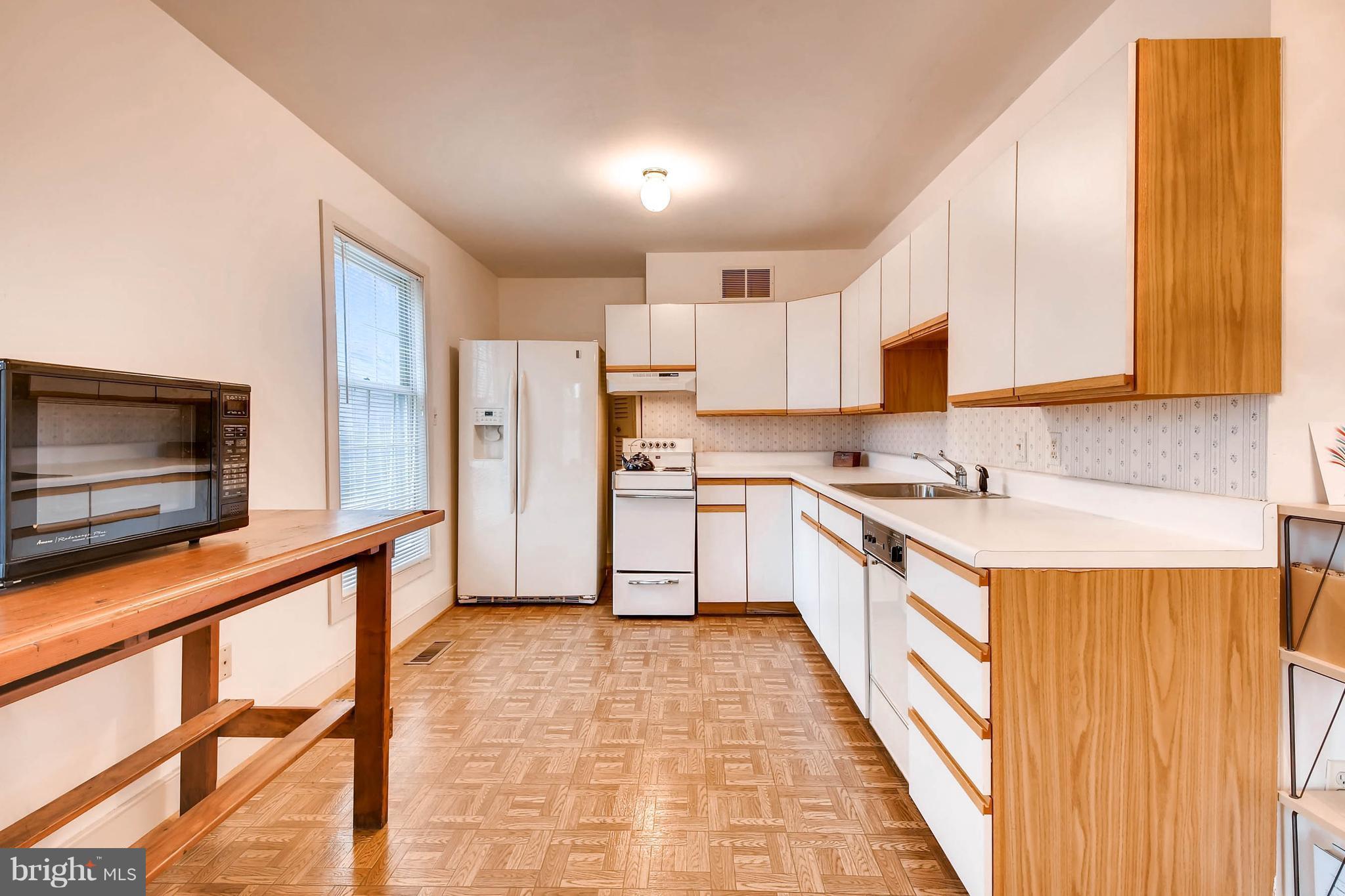 31 Merrymount Road Baltimore, MD 21210 - Photo 22 of 30 Apartment/Kitchenette