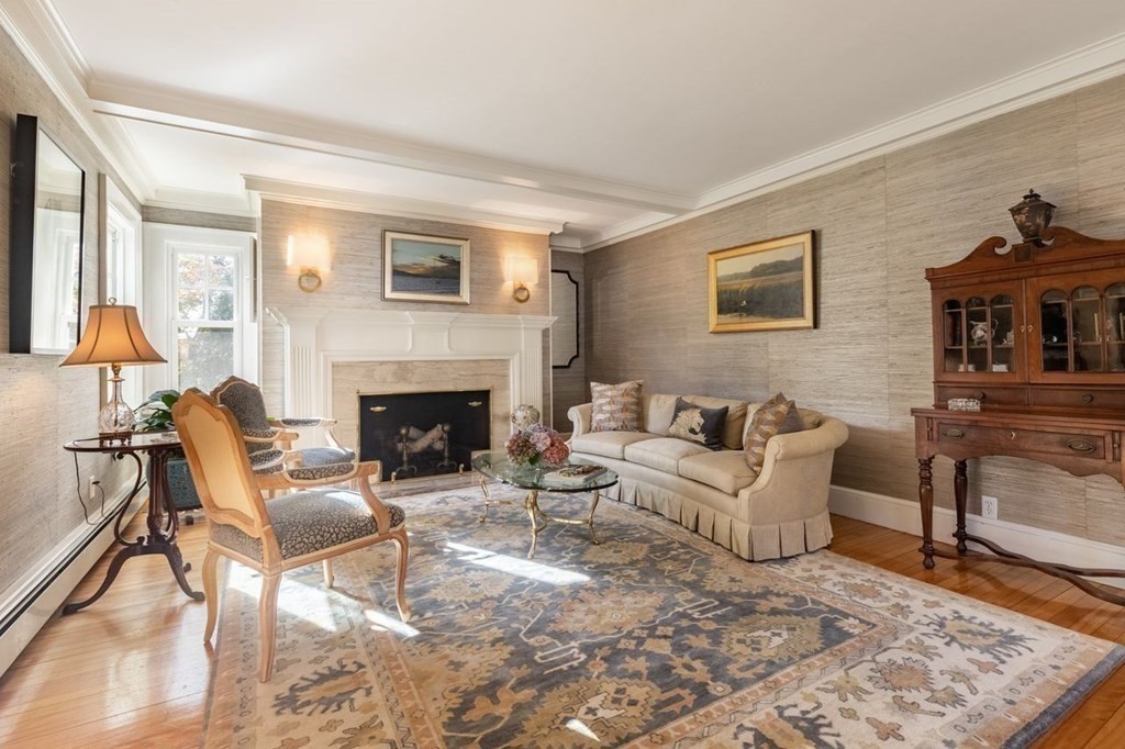 72 Berkeley Street Reading, MA 01867 - Photo 8 of 42 Gallery Image 8