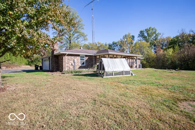 $399,000 | 2645 Private Road 175 West, North Vernon, IN 47265
