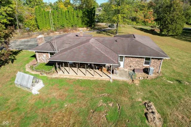 $399,000 | 2645 Private Road 175 West, North Vernon, IN 47265