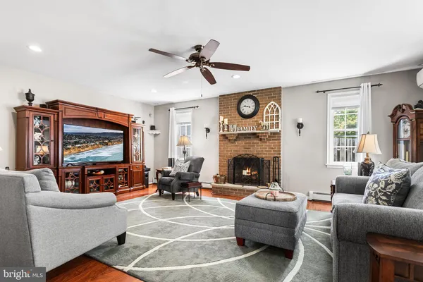 $449,900 | 413 Camelot Drive, Brookhaven, PA 19015