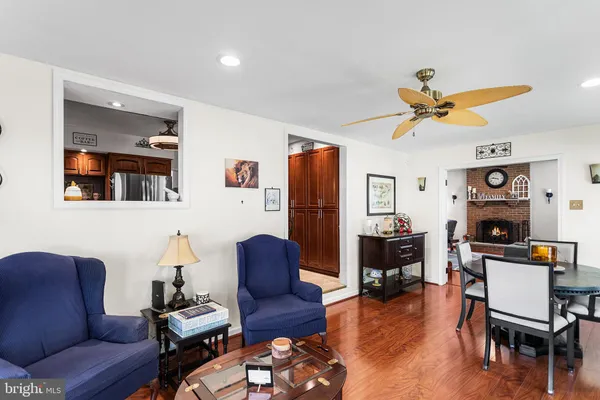 $449,900 | 413 Camelot Drive, Brookhaven, PA 19015