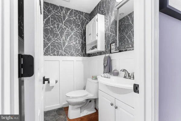 $449,900 | 413 Camelot Drive, Brookhaven, PA 19015