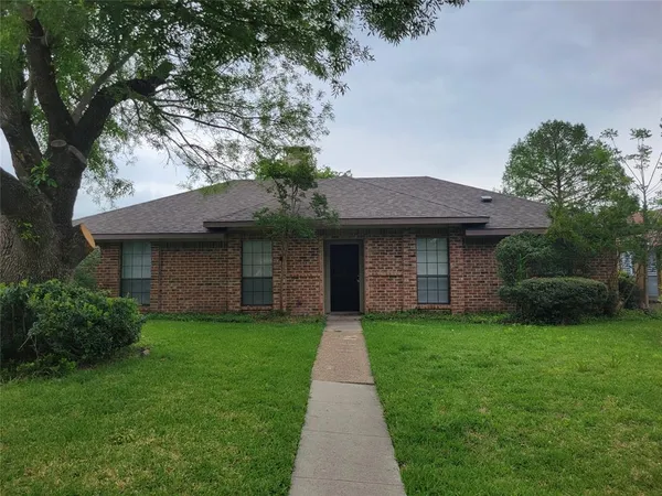 $1,995 | 1640 Stroud Lane, Mesquite, TX 75150
