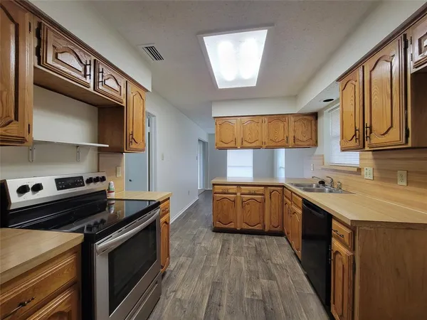 $1,995 | 1640 Stroud Lane, Mesquite, TX 75150