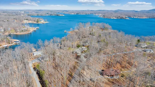 $2,500,000 | 104 Arbor Lane, Huddleston, VA 24104