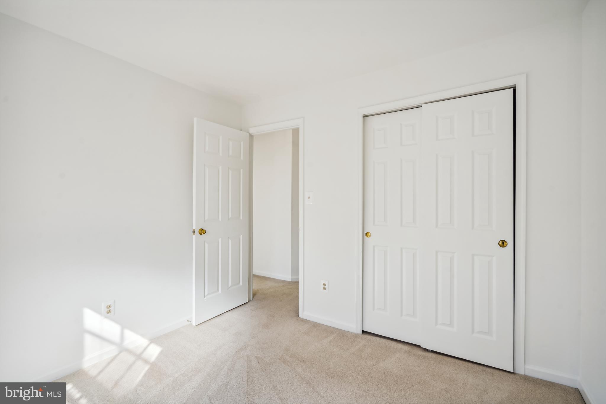 3800 Inverness Road Fairfax, VA 22033 - Photo 25 of 43 2nd Bedroom/Lots of Light