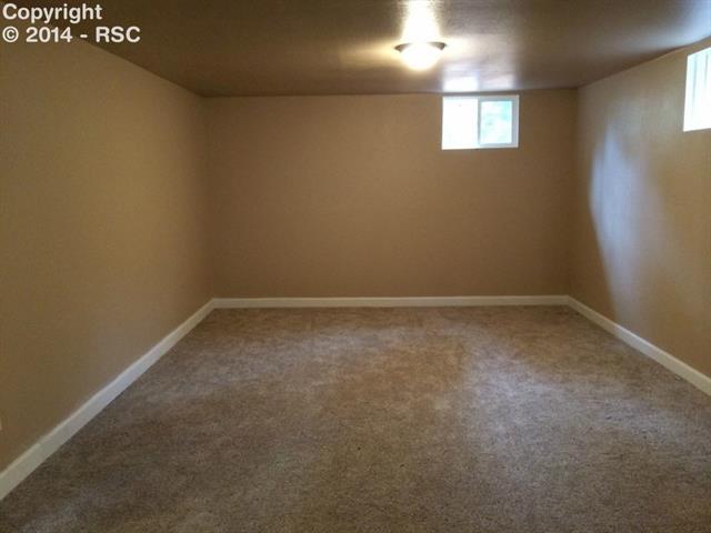838 East Rio Grande Street Colorado Springs, CO 80903 - Photo 15 of 25 Family room