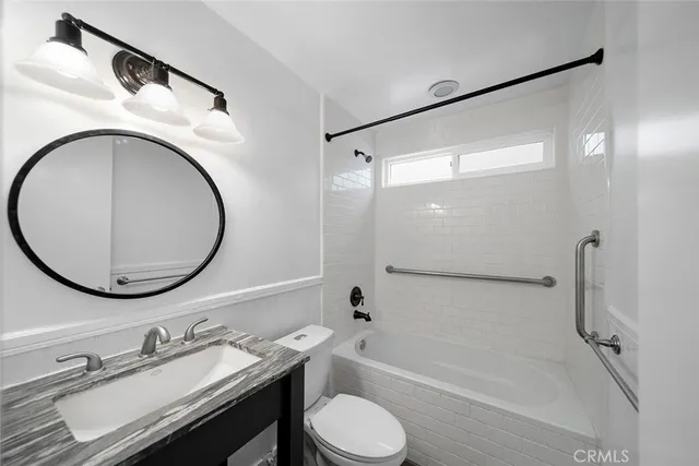 $8,900 | 435 Dahlia Avenue, Corona del Mar, CA 92625