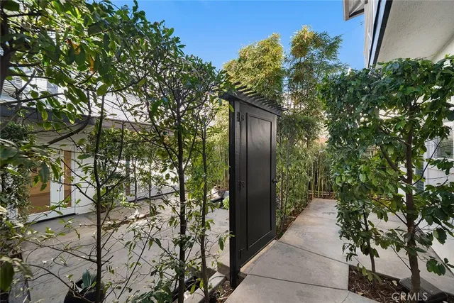 $8,900 | 435 Dahlia Avenue, Corona del Mar, CA 92625