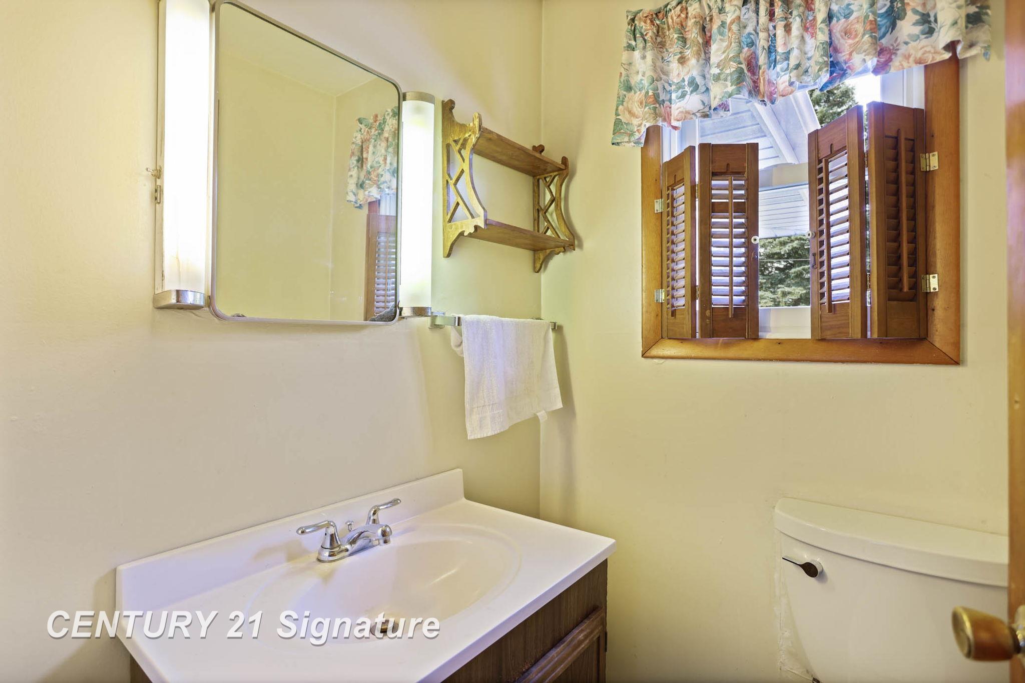 1381 South Brennan Road Hemlock, MI 48626 - Photo 20 of 63