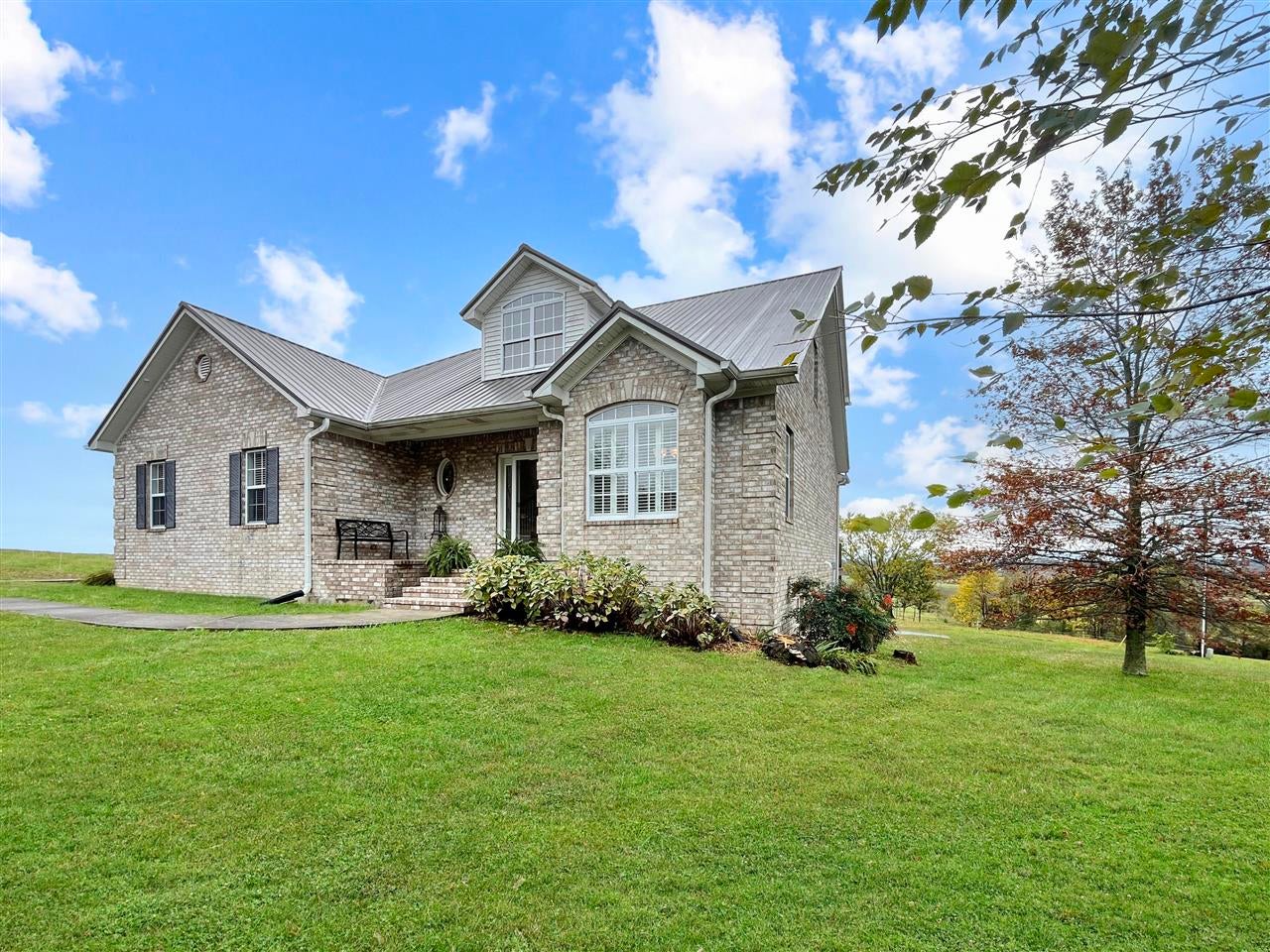 271 Horton Rigdon Road Glasgow, KY 42141 - Photo 4 of 40 Gallery Image 4