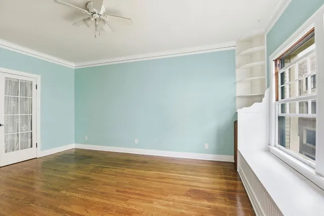 $1,215 | 2121 James M Wood Boulevard, Unit 322, Los Angeles, CA 90006