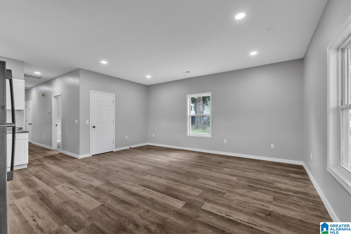205 Canal Street Oneonta, AL 35121 - Photo 8 of 18