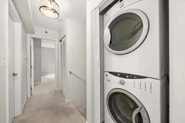 $525,000 | 2208 West Diversey Avenue, Unit S, Chicago, IL 60647