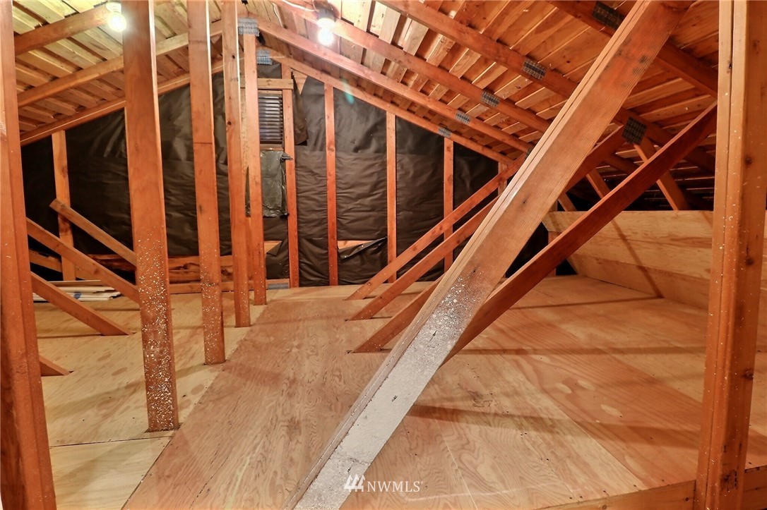 14025 Southeast 159th Place Renton, WA 98058 - Photo 33 of 35 Gallery Image 33