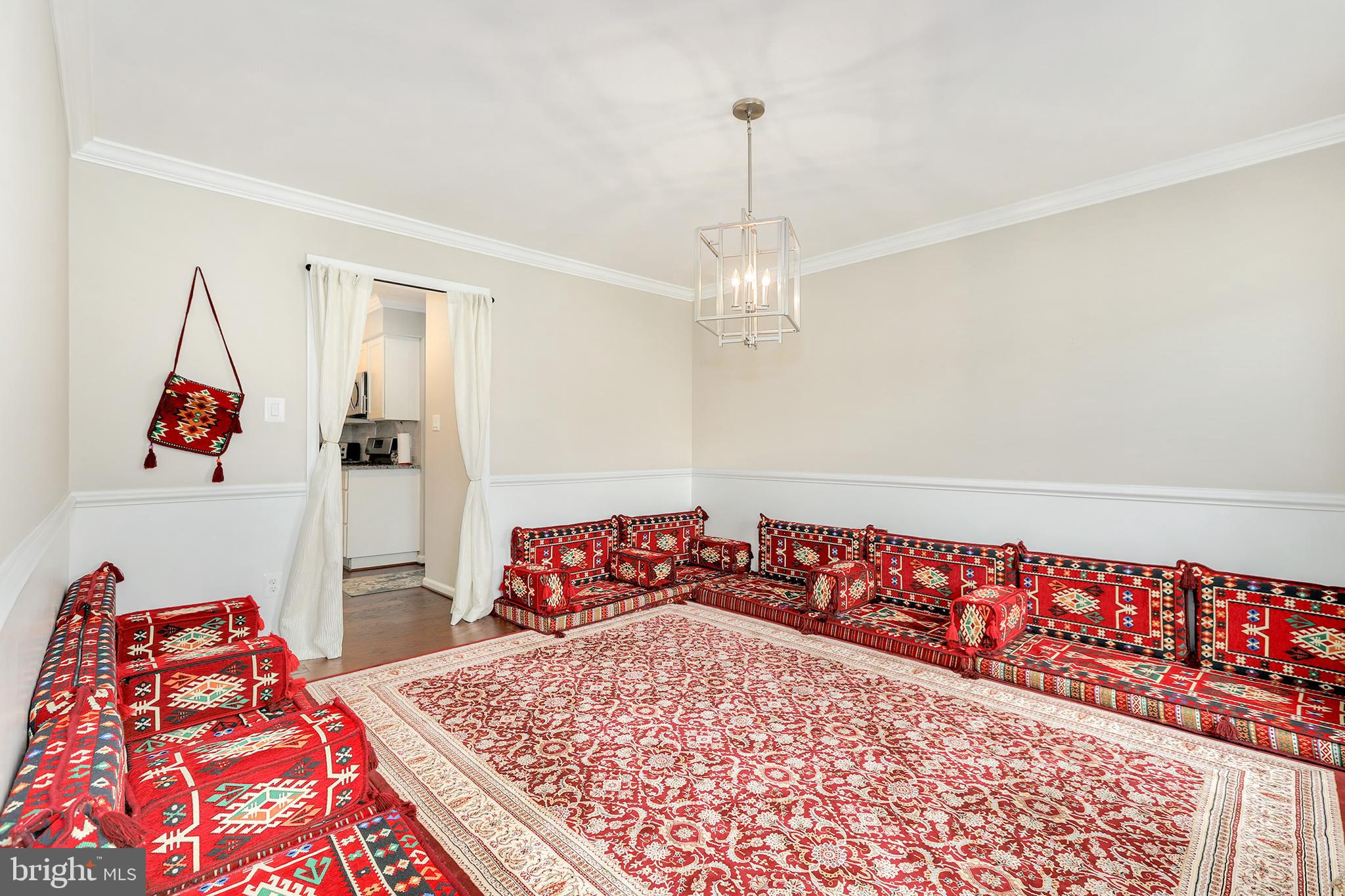 12564 Rock Ridge Road Herndon, VA 20170 - Photo 13 of 42 Gallery Image 13