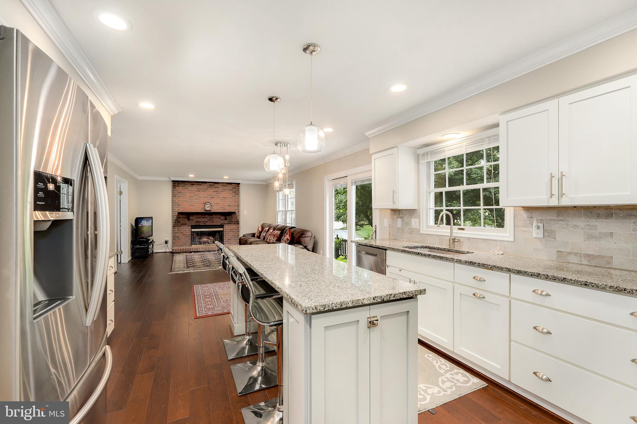 12564 Rock Ridge Road Herndon, VA 20170 - Photo 5 of 42 Gallery Image 5