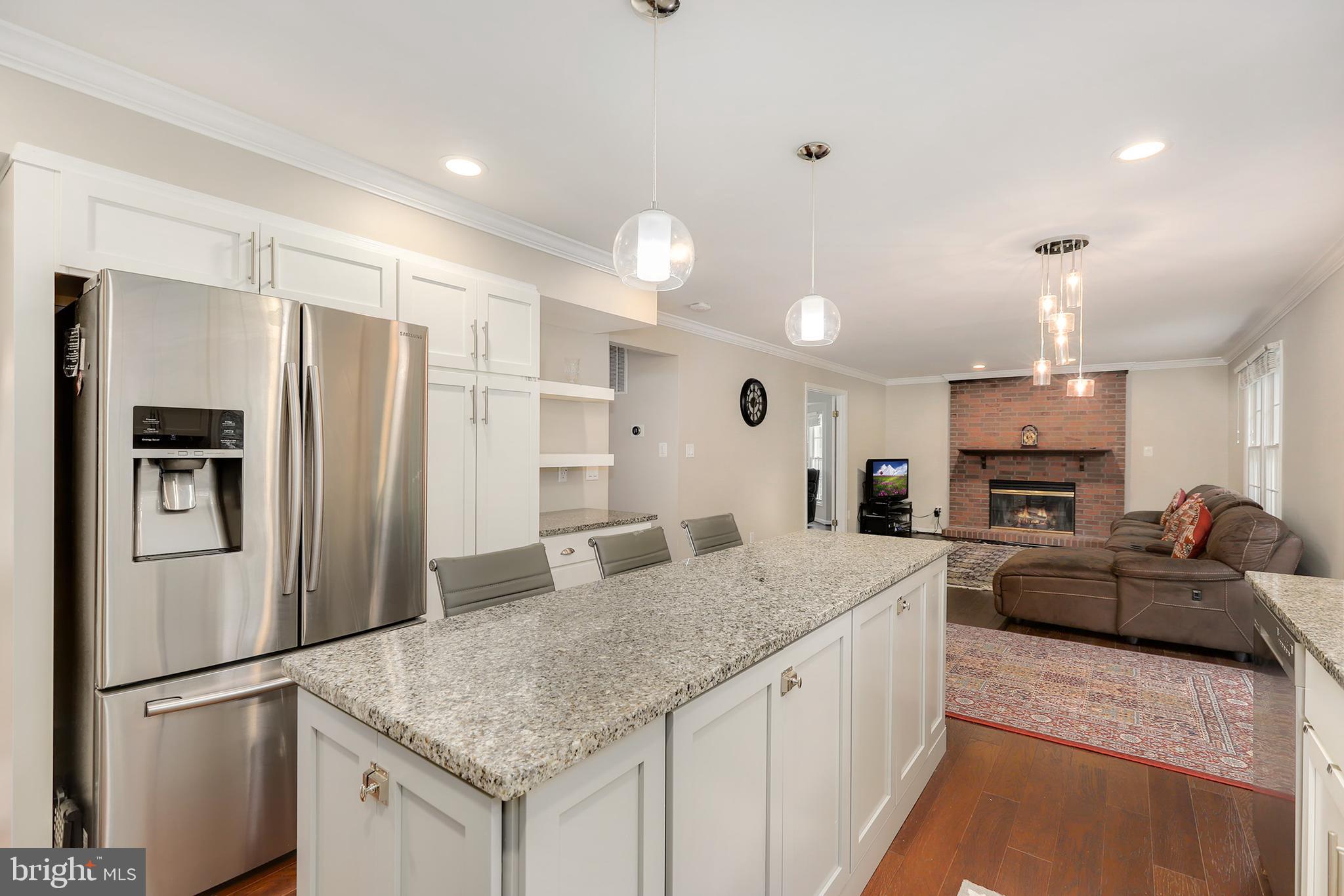 12564 Rock Ridge Road Herndon, VA 20170 - Photo 6 of 42 Gallery Image 6