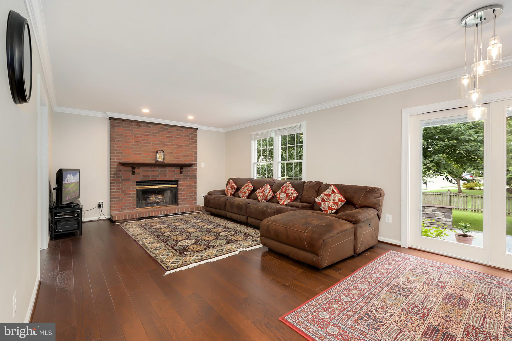 12564 Rock Ridge Road Herndon, VA 20170 - Photo 7 of 42 Gallery Image 7