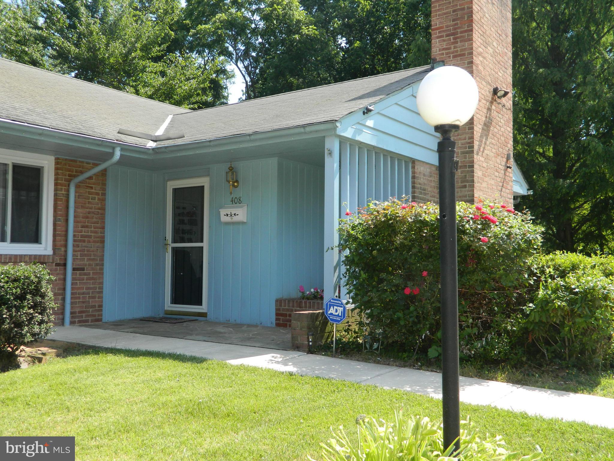 Exterior (Front)