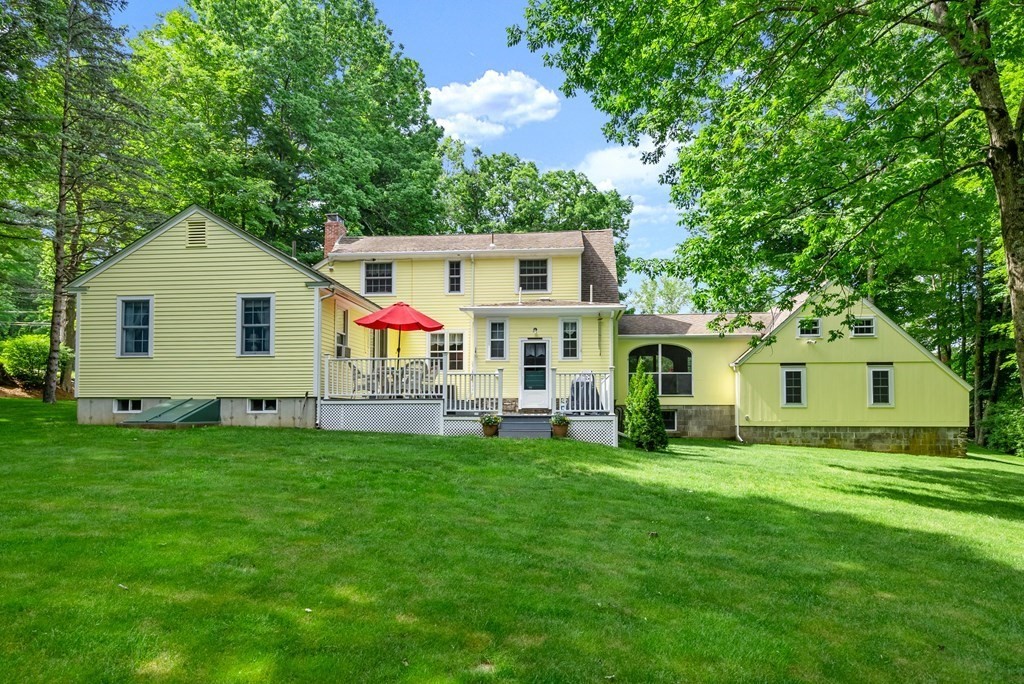 23 Whittemore Road Sturbridge, MA 01566 - Photo 4 of 27 Gallery Image 4