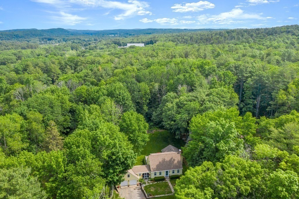 23 Whittemore Road Sturbridge, MA 01566 - Photo 7 of 27 Gallery Image 7
