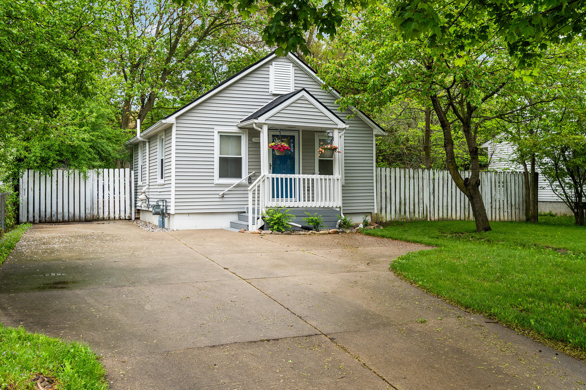 3334 Platt Road Ann Arbor, MI 48108 - Photo 7 of 29 41-print-ES_00810_1