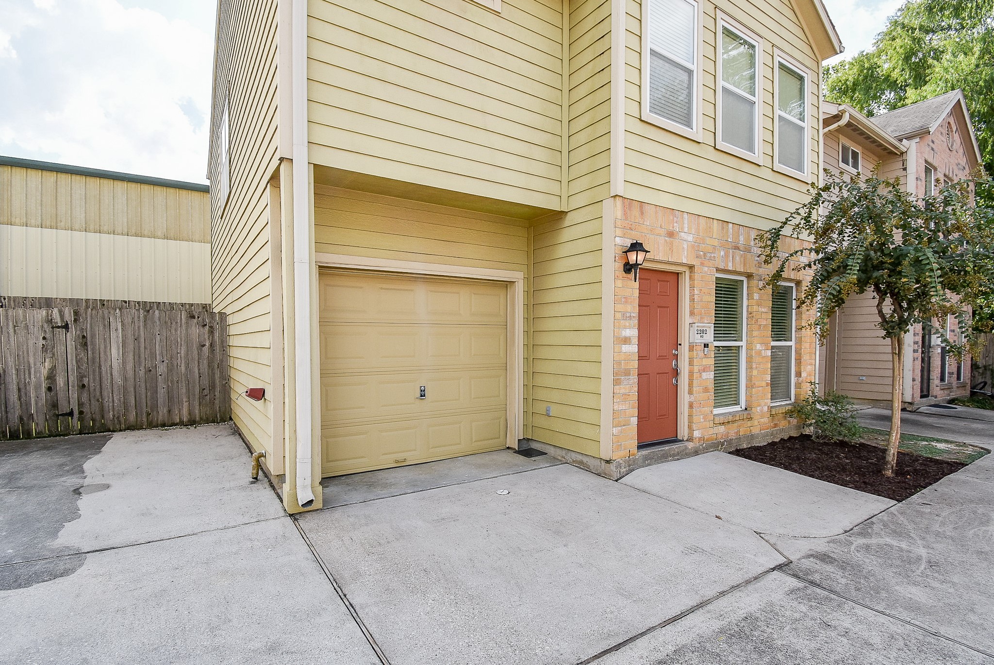2202 Naomi Street, Unit 3 Houston, TX 77054 - Photo 2 of 42