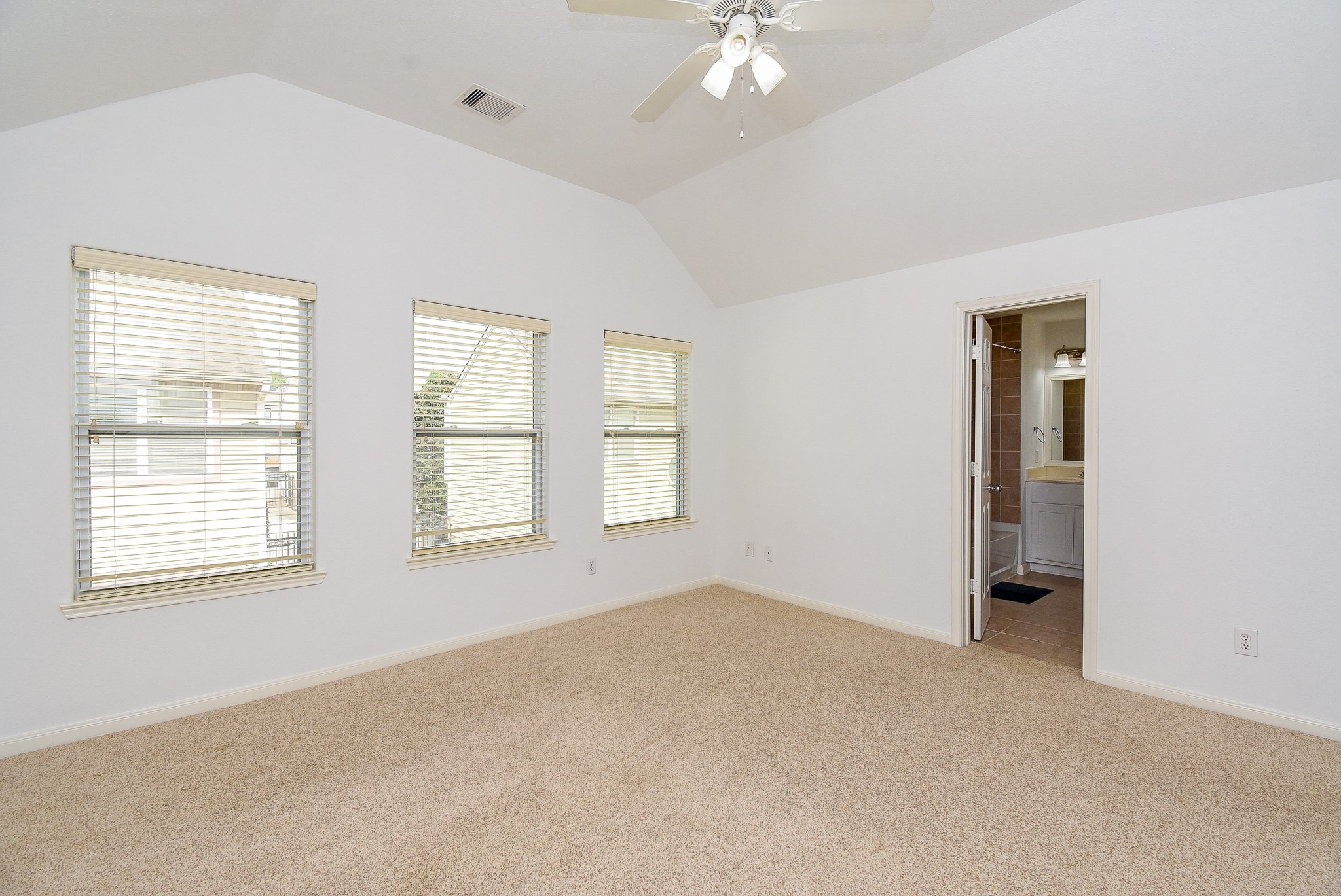 2202 Naomi Street, Unit 3 Houston, TX 77054 - Photo 30 of 42 a view of an empty room with a window