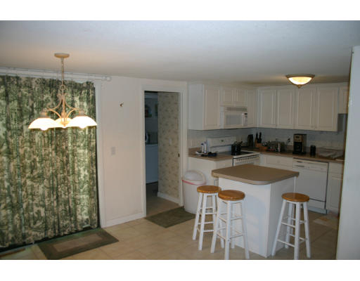 855 West Main Street, Unit M Barnstable, MA 02601 - Photo 2 of 5 Gallery Image 2
