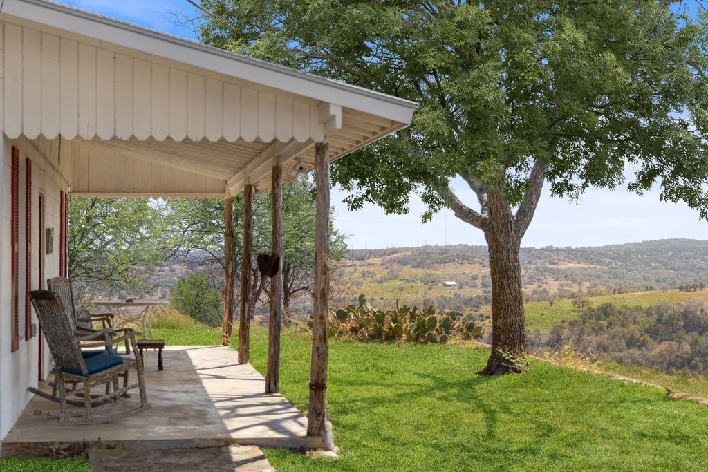 158 Watch Hill Road Stonewall, TX 78671 - Photo 9 of 39