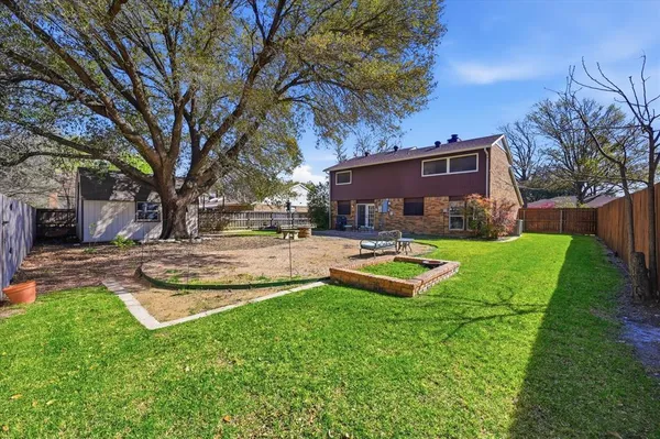 $394,999 | 3404 Andover Drive, Bedford, TX 76021