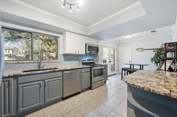 $394,999 | 3404 Andover Drive, Bedford, TX 76021