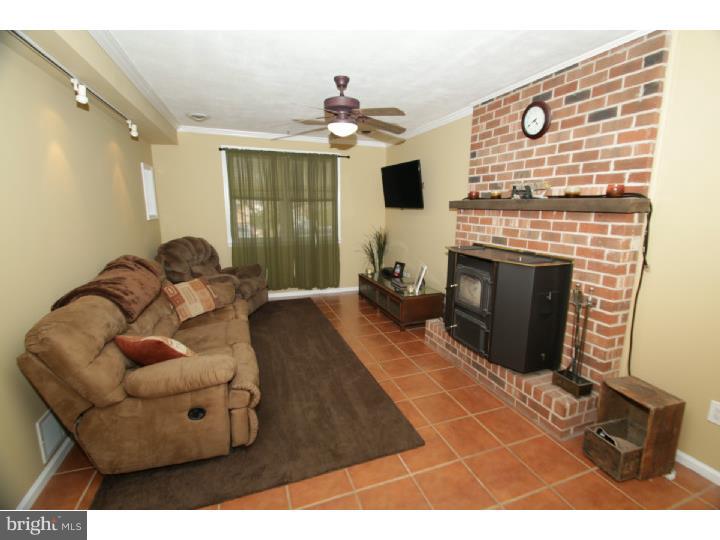 81 Estate Road Boyertown, PA 19512 - Photo 5 of 10 Family Room