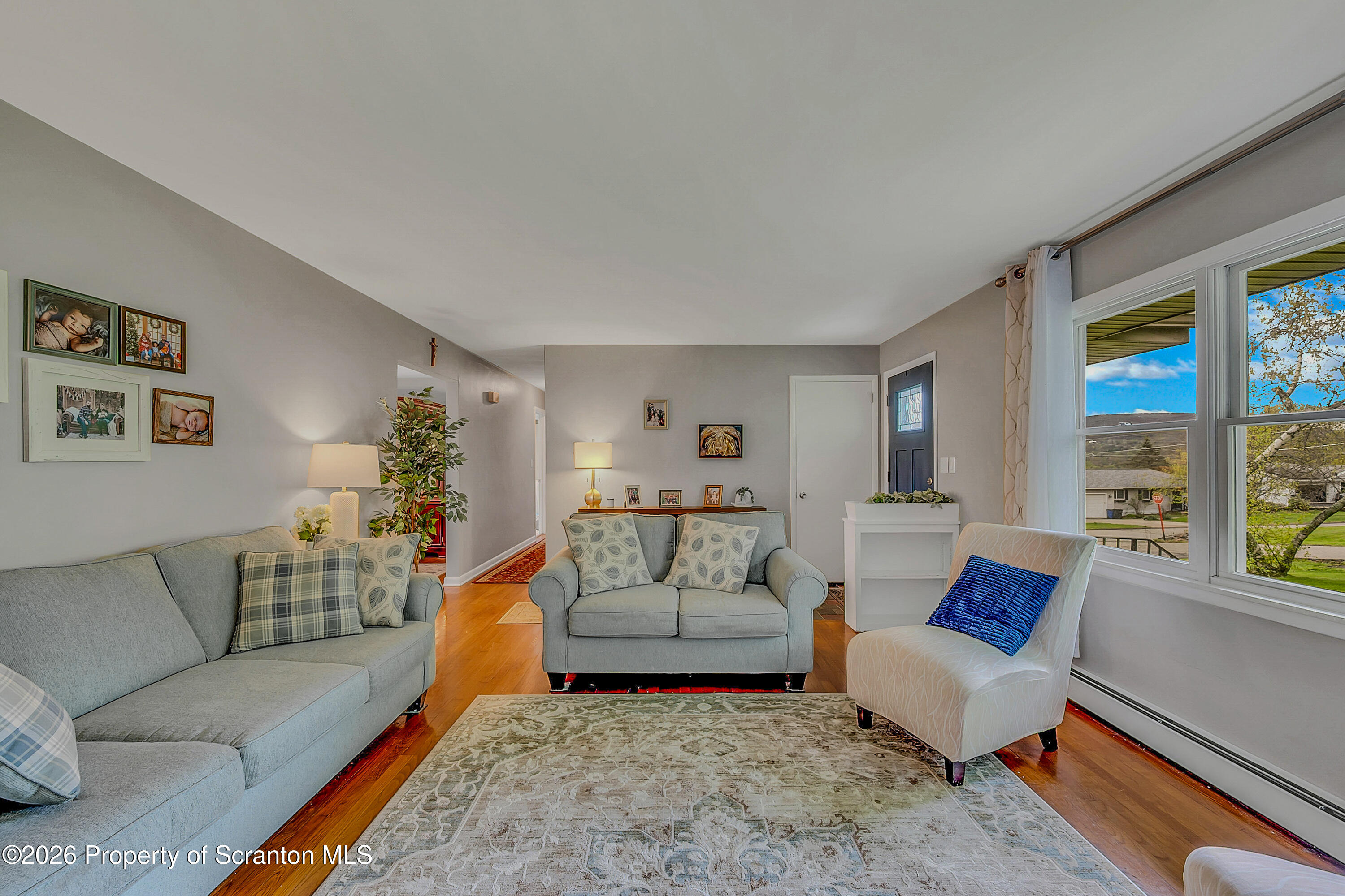 402 Tulip Circle Clarks Summit, PA 18411 - Photo 14 of 41 Tulip Circle -19