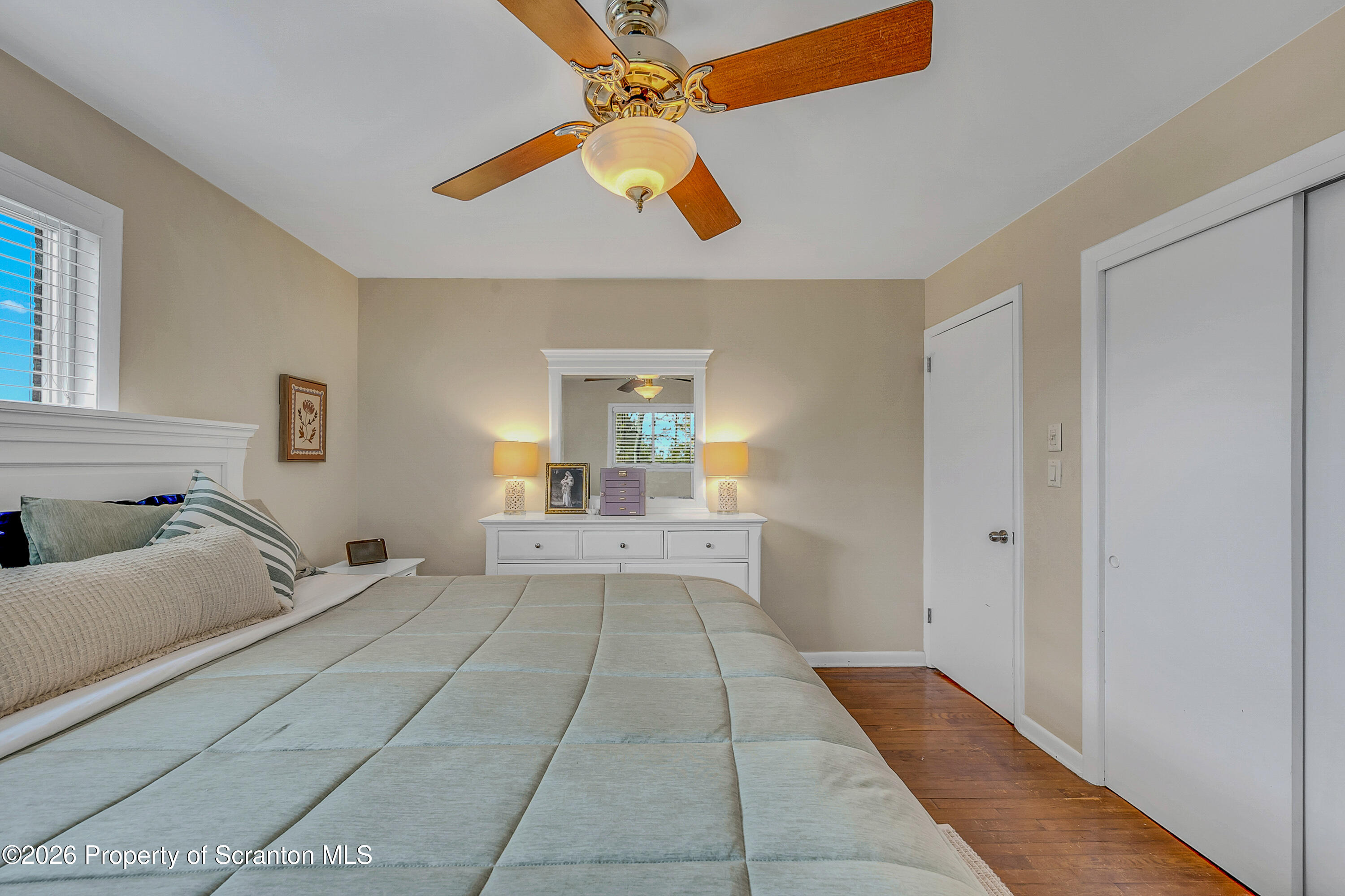 402 Tulip Circle Clarks Summit, PA 18411 - Photo 18 of 41 Tulip Circle -34
