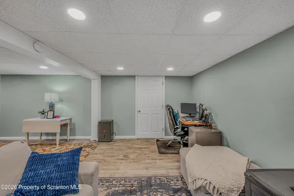 $389,900 | 402 Tulip Circle, Clarks Summit, PA 18411