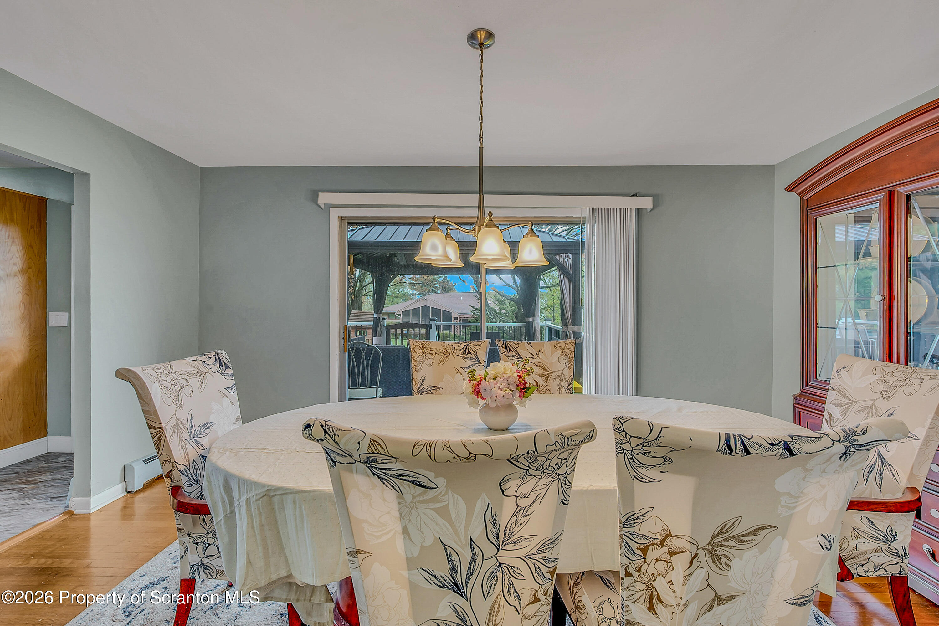 402 Tulip Circle Clarks Summit, PA 18411 - Photo 7 of 41 Tulip Circle -20