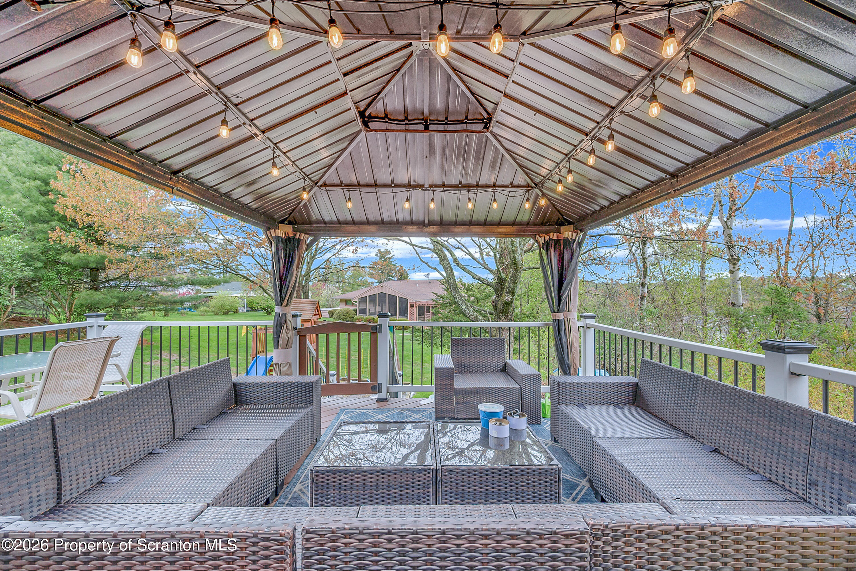402 Tulip Circle Clarks Summit, PA 18411 - Photo 10 of 41 Tulip Circle -11