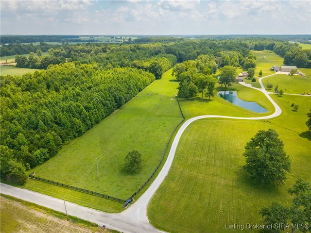 $585,000 | 8641 South 850 West, Nabb, IN 47147