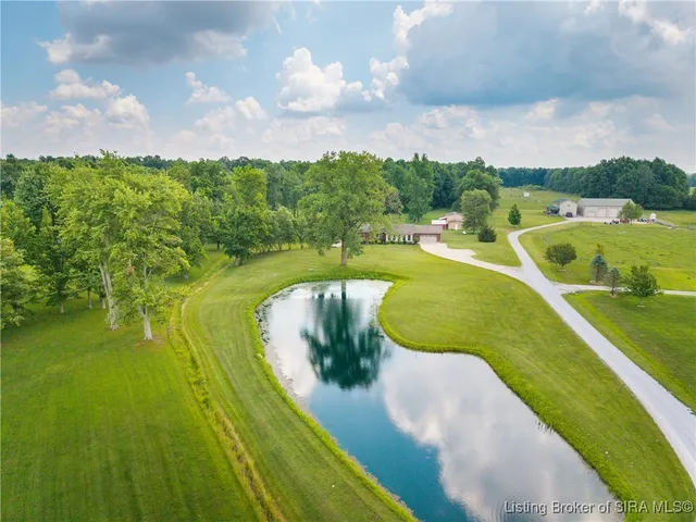 $585,000 | 8641 South 850 West, Nabb, IN 47147