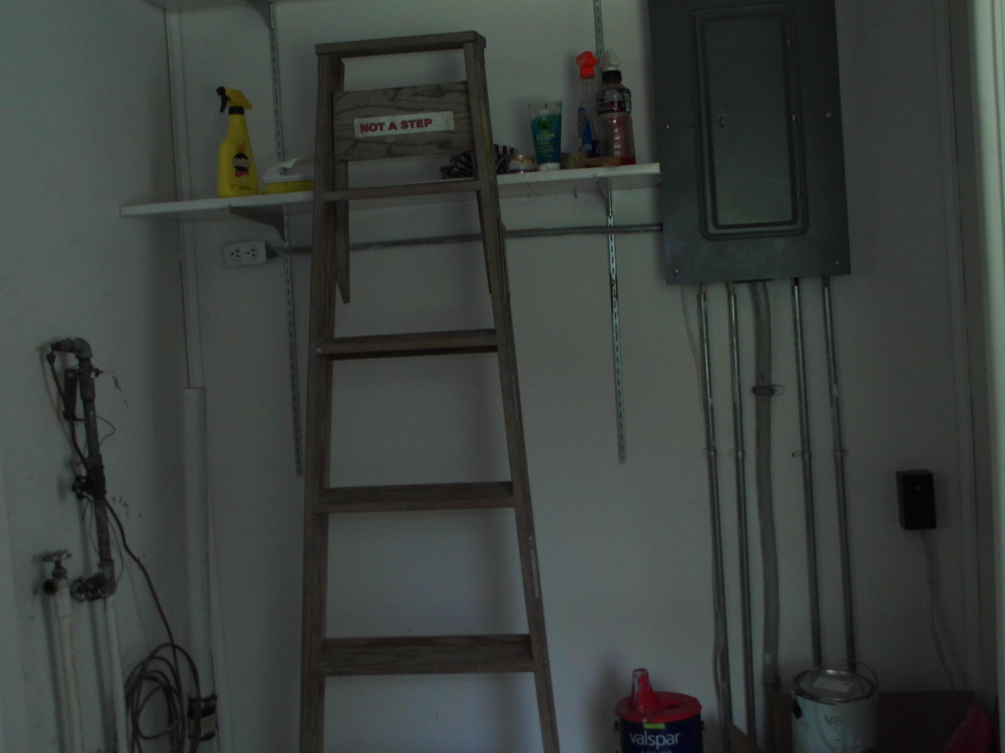 1119 John Ross Road Chattanooga, TN 37412 - Photo 8 of 15 LAUNDRY CLOSET