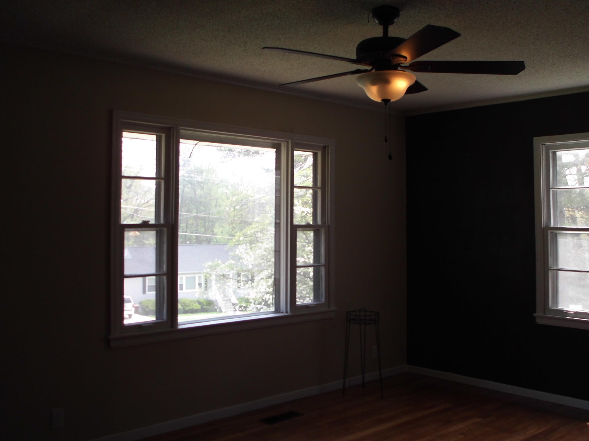 1119 John Ross Road Chattanooga, TN 37412 - Photo 9 of 15 LIVING ROOM