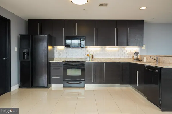 $5,500 | 1011 Arlington Boulevard, Unit 1102, Arlington, VA 22209