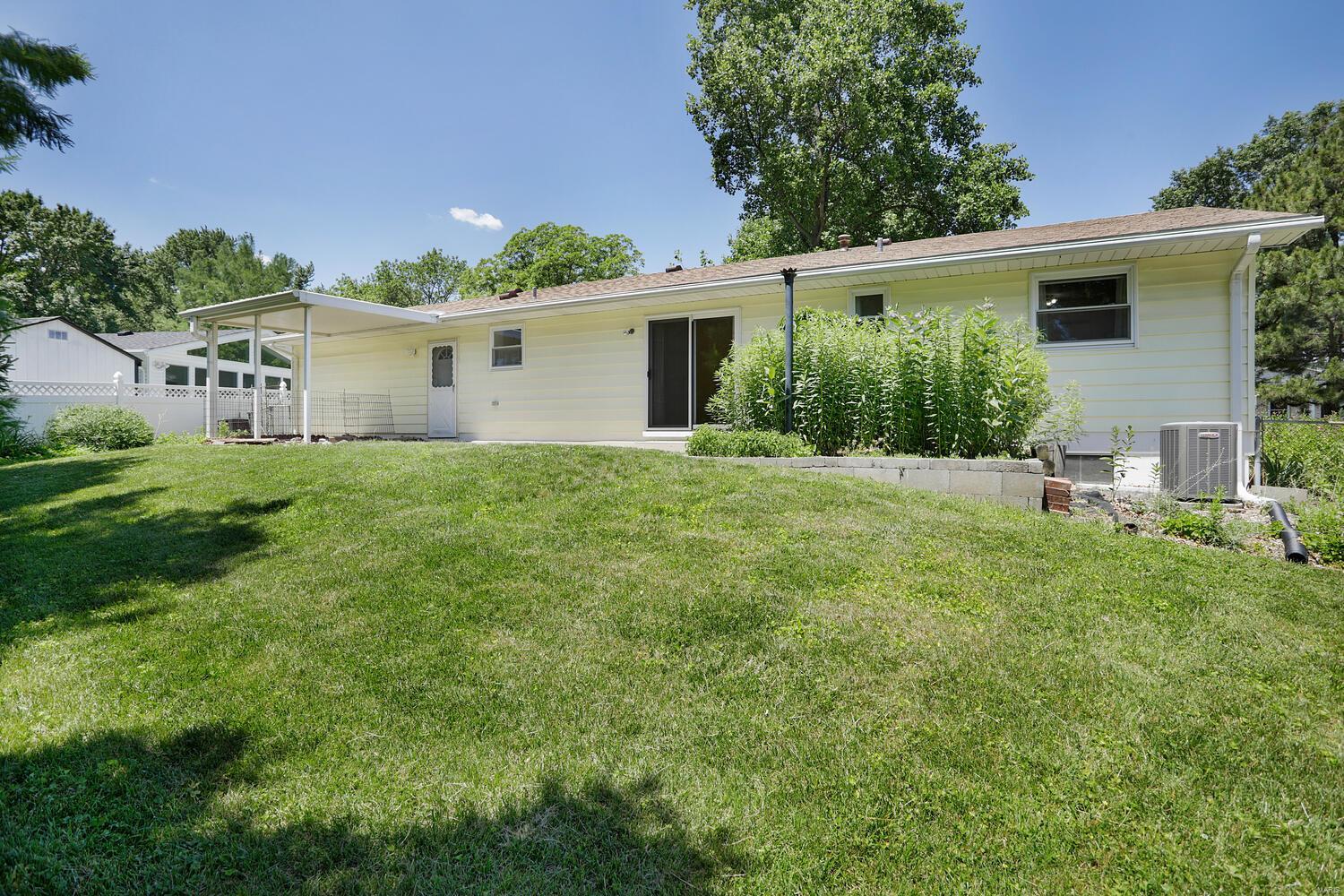 44 Oxbow Road St. Peters, MO 63376 - Photo 15 of 21