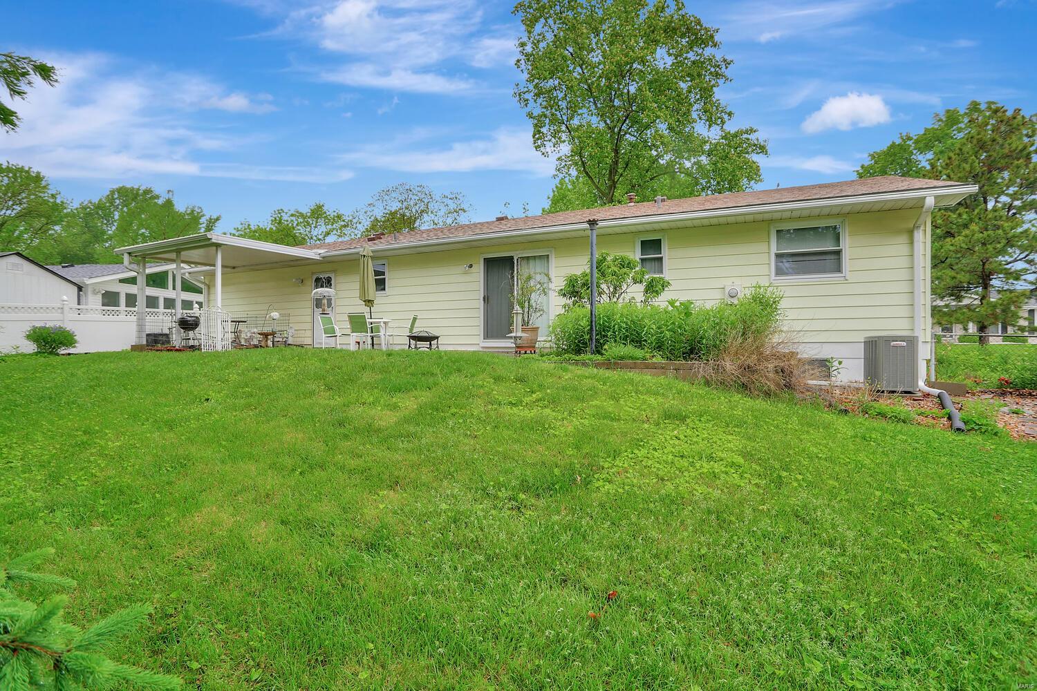 44 Oxbow Road St. Peters, MO 63376 - Photo 18 of 21