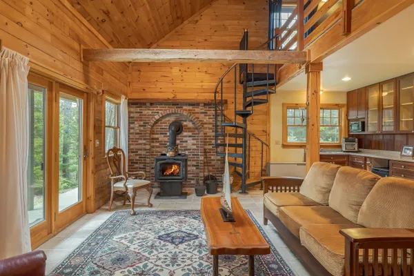 $559,000 | 176 North Main Street, Stonington, ME 04681
